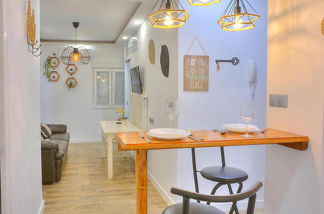 Family Apartment In Triana เซบีญา ภายนอก รูปภาพ