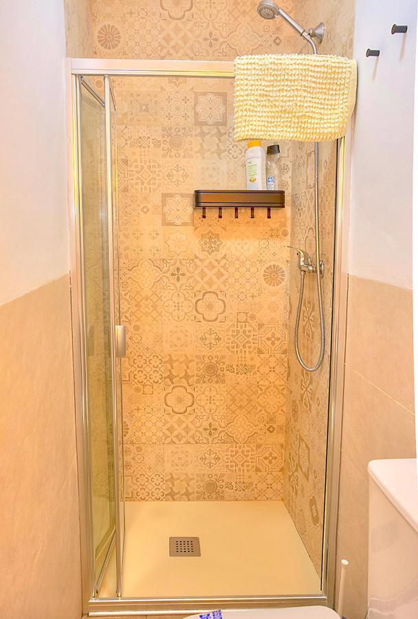 Family Apartment In Triana เซบีญา ภายนอก รูปภาพ
