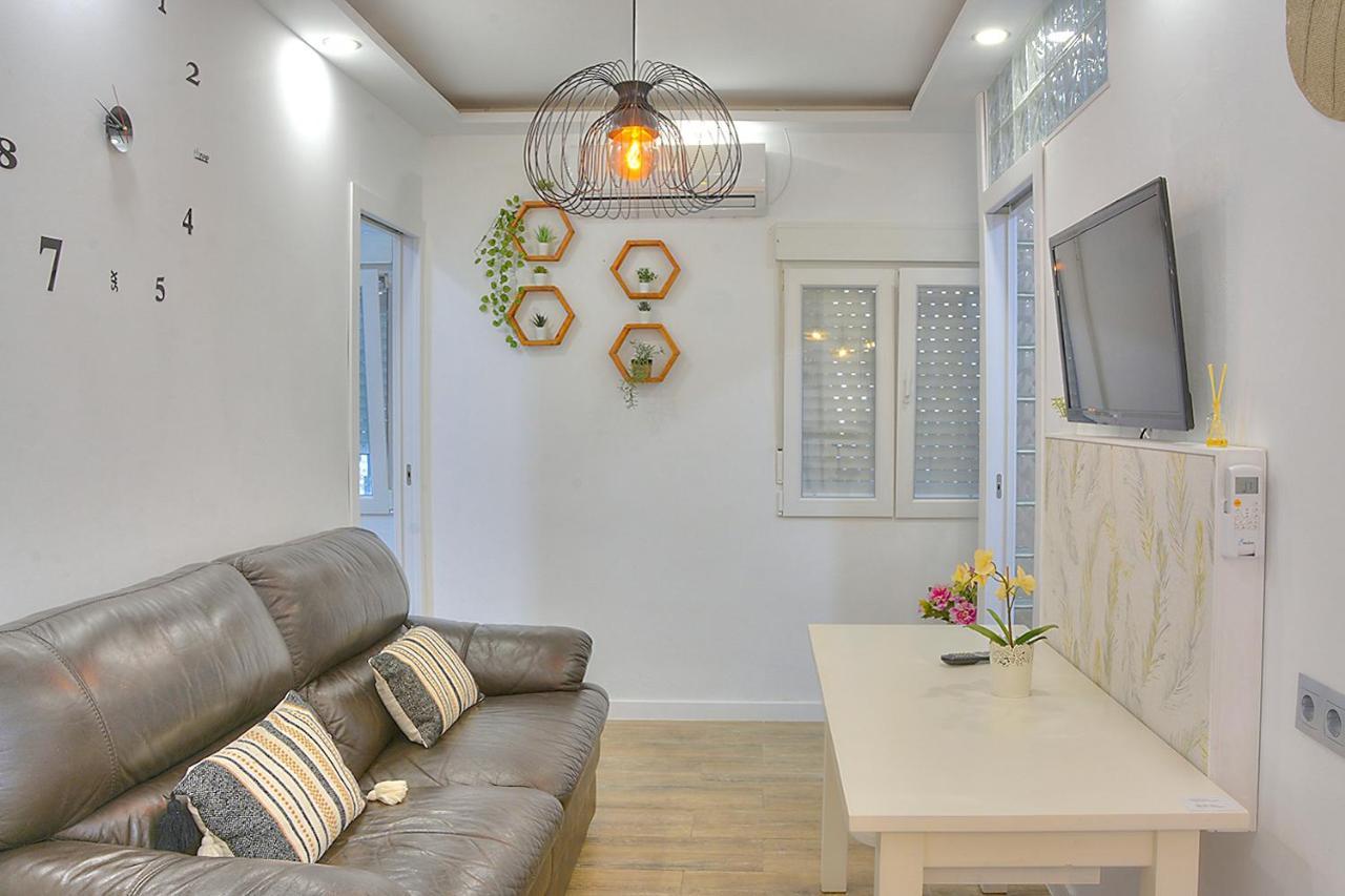 Family Apartment In Triana เซบีญา ภายนอก รูปภาพ